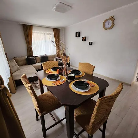 Апартамент за гости криси гр. *