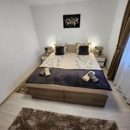 за гости криси гр. Dövlen